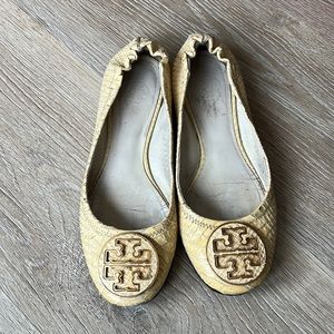 Tory burch yellow flats leather